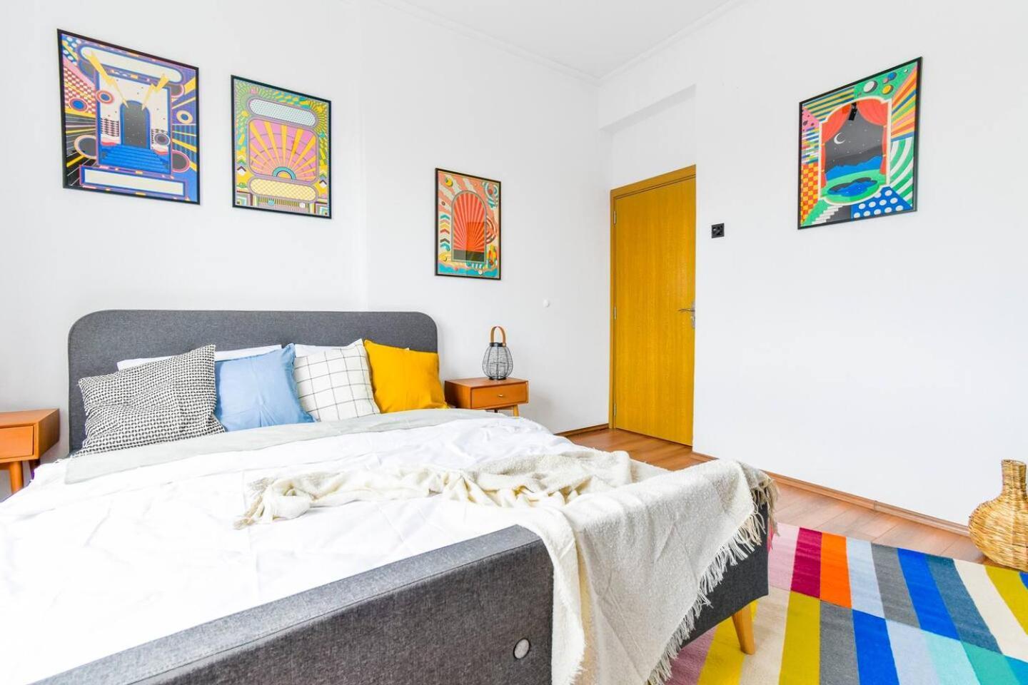 Super Fresh! 3Bdr Apartment In Sofia Center'S Artistic Area Exterior photo
